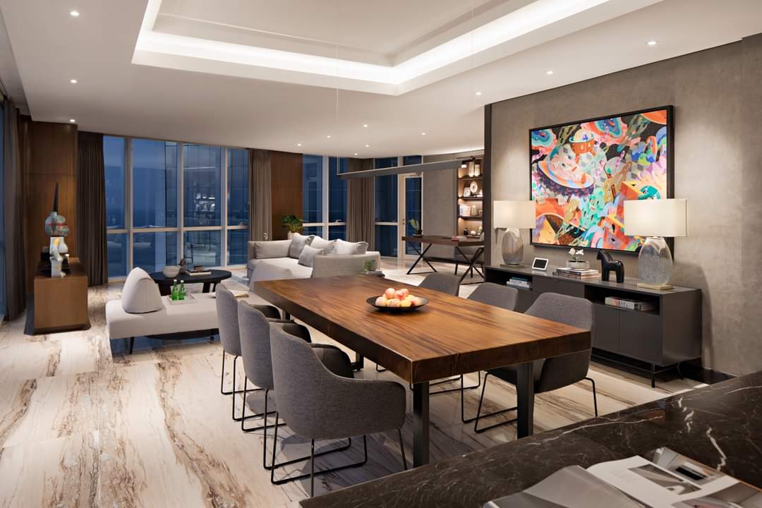 Interior Design Eclectic mewah di Apartement Casa Grande Jl. Casablanca raya Jakarta Selatan Vinyl Roll granit LVT flooring meja cuctom HPl kayu texture Wood sofa scadinavian